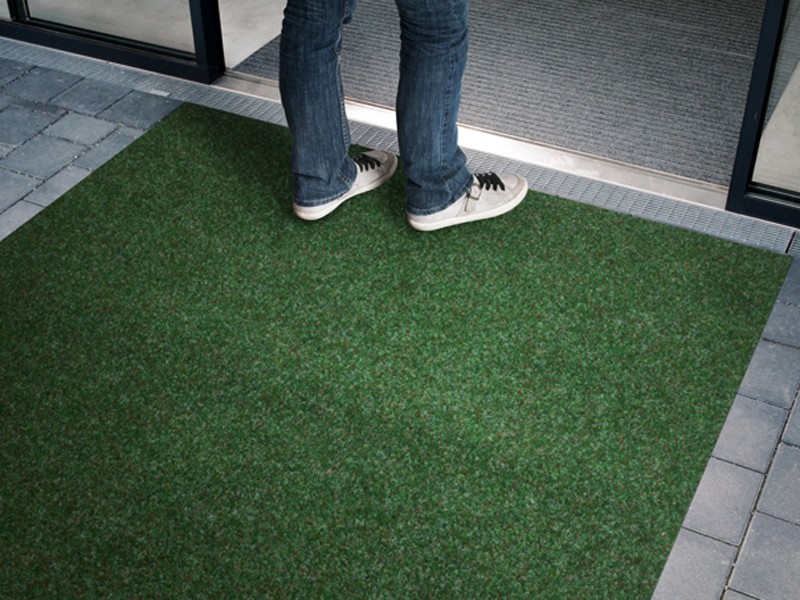 co-nhan-tao-trang-tri-van-phong-2