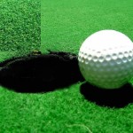Chơi Golf trên thảm cỏ nhân tạo – xu hướng mới