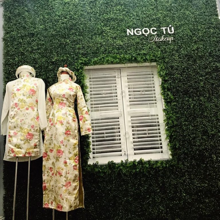 Trang trí tường bằng cỏ nhân tạo đơn giản và nhanh chóng