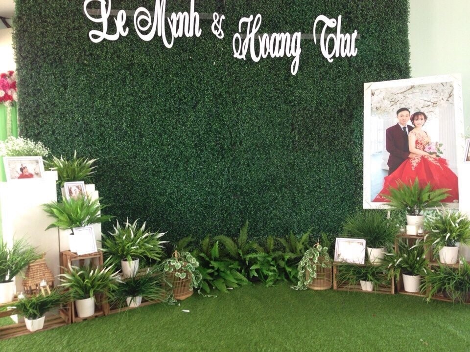 Đầu tư vào các công trình cỏ nhựa rẻ hơn rất nhiều so với cỏ tự nhiên