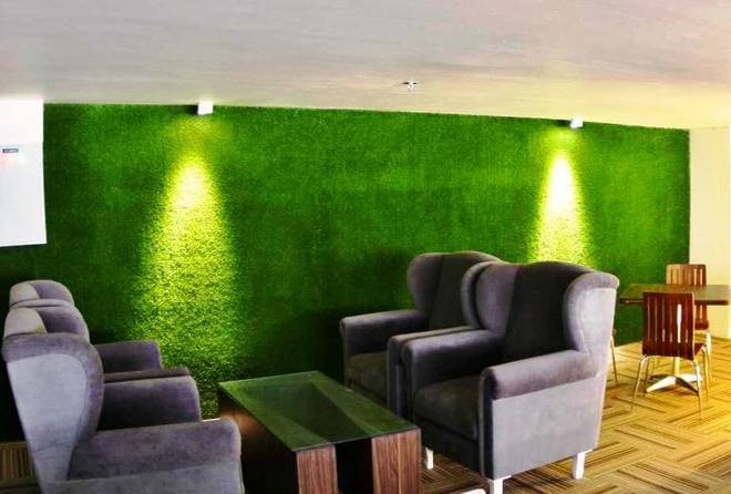 Nên chọn mua sản phẩm cỏ nhân tạo của một thương hiệu uy tín