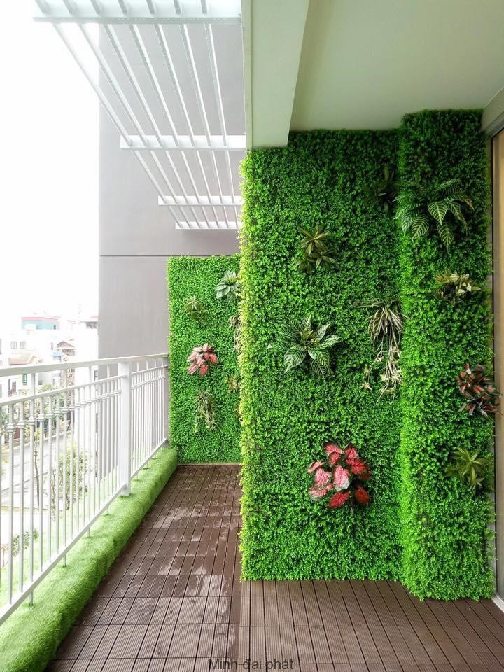 Cỏ nhân tạo màu sắc giống với cỏ tự nhiên cũng góp phần cải thiện không gian xanh