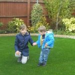 Tại sao nên sử dụng cỏ nhân tạo trang trí văn phòng?