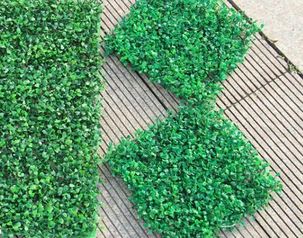 Thảm cỏ nhựa trang trí có nhiều mức giá cho các bạn lựa chọn