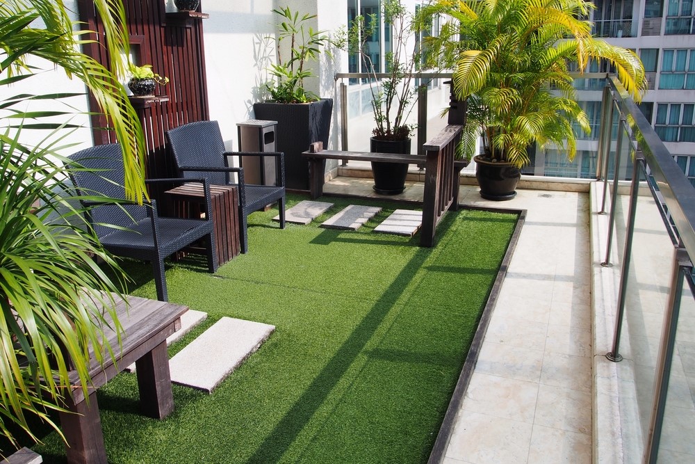 Cỏ nhựa nhân tạo lót sàn ban công