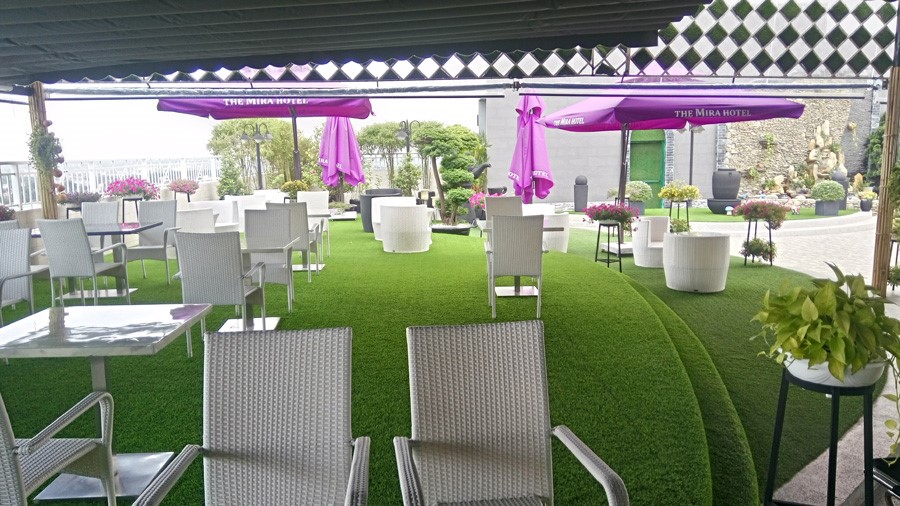 Cỏ nhựa nhân tạo lót sàn