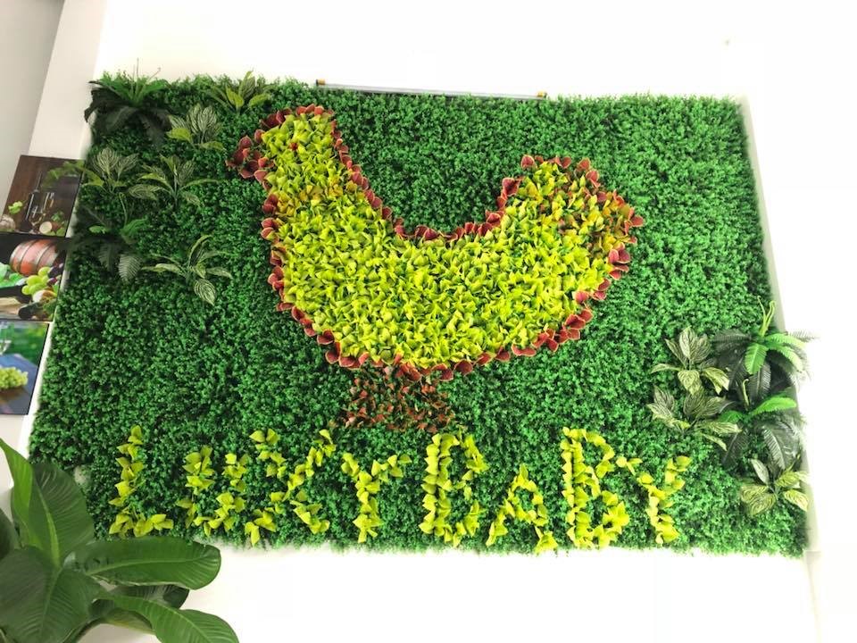 Kết hợp nhiều loại cỏ nhân tạo, tạo ra một tác phẩm nghệ thuật