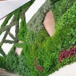 Cách thi công tường cỏ giả có khó không?