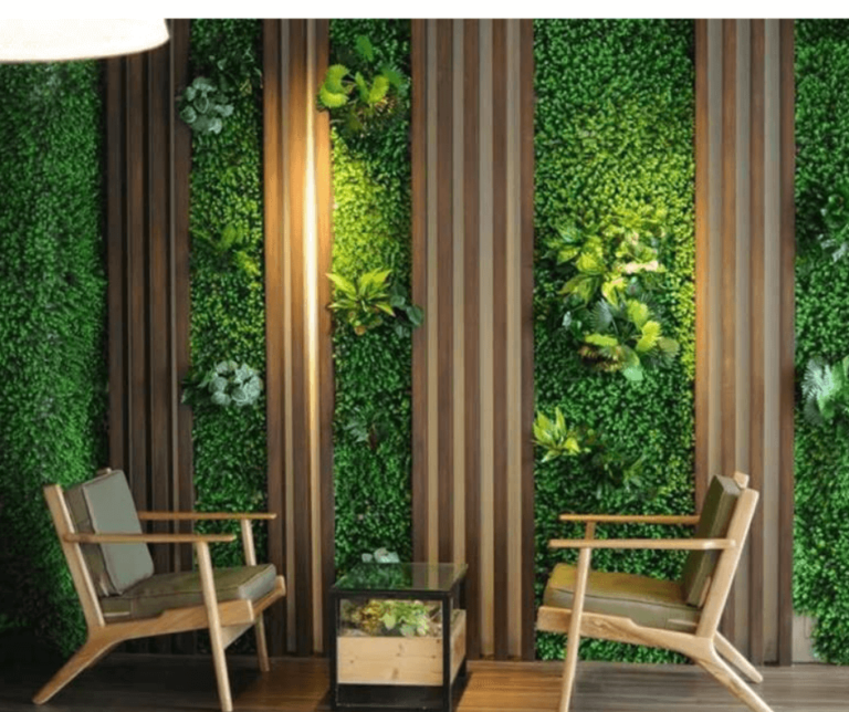 Cỏ nhân tạo ốp tường làm tăng vẻ đẹp cho không gian sống