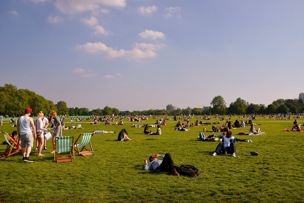 Công viên thêm đẹp khi sử dụng thảm cỏ nhân tạo