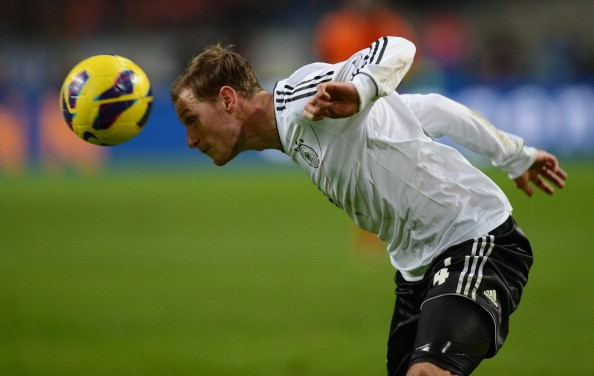 Đánh đầu cũng là kỹ thuật cần học hỏi