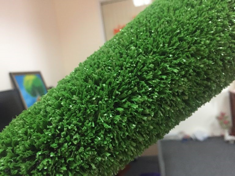 Cỏ nhân tạo có thể sử dụng được trên mọi vùng miền tổ quốc.